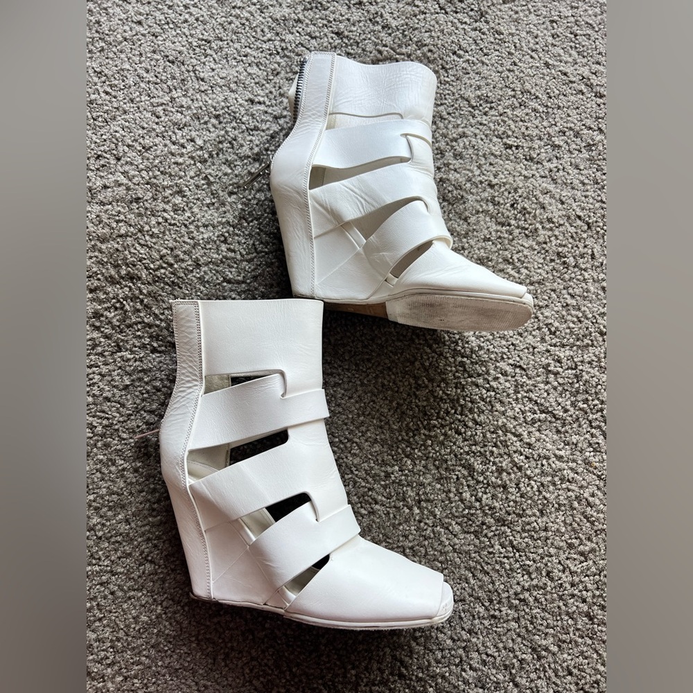 Rick Owens White Ankle Boots - Picture 2 of 3
